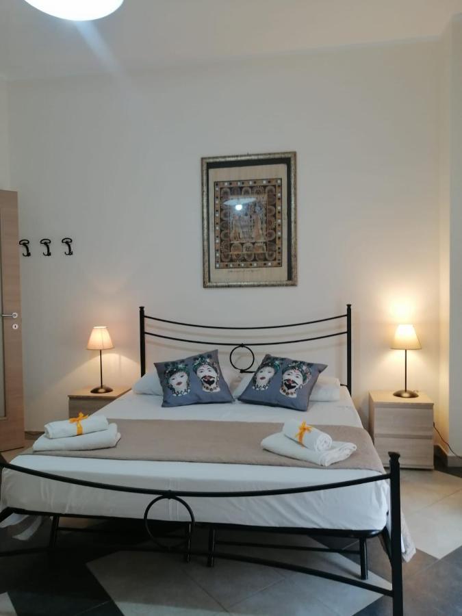 b&b da Jasmine Santa Teresa Di Riva Bagian luar foto