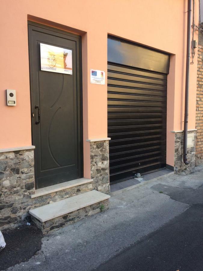 b&b da Jasmine Santa Teresa Di Riva Bagian luar foto