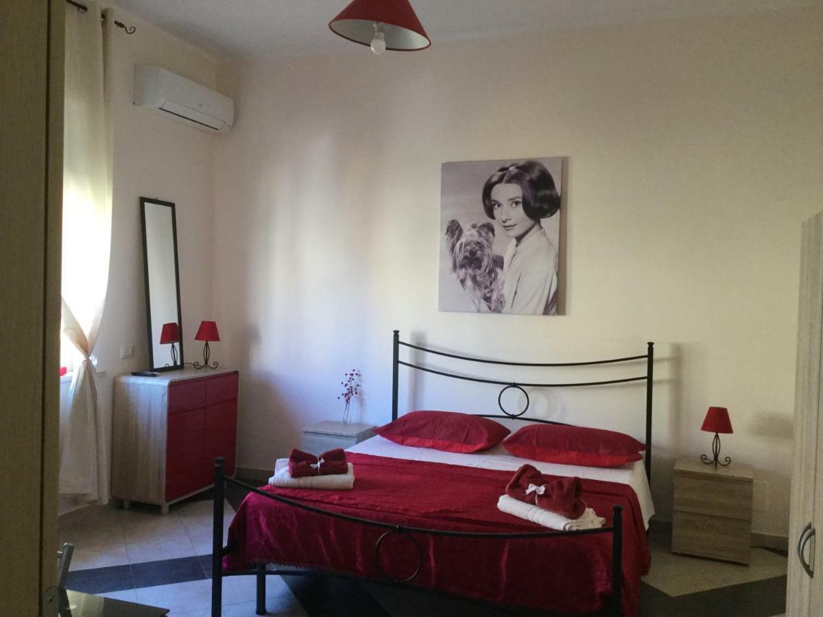 b&b da Jasmine Santa Teresa Di Riva Bagian luar foto
